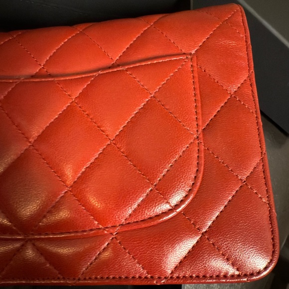 Authentic CHANEL Classic Wallet On Chain - Picture 11 of 15